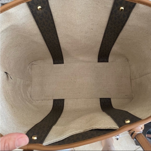 New Michael Kors zebra large Eva shoulder tote bag - Picture 13 of 15